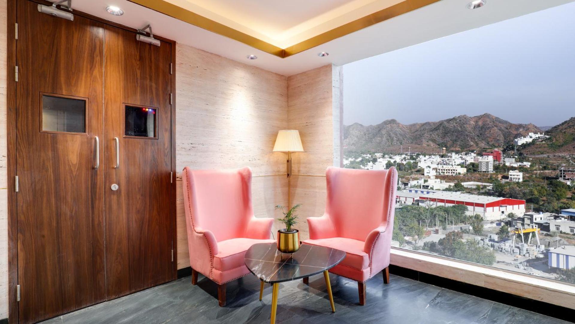 Keys Lite By Lemon Tree Hotels, Urban Square, Udaipur Esterno foto