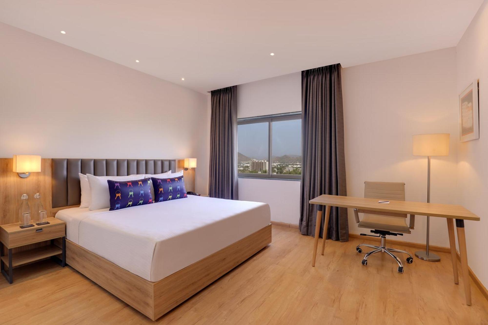 Keys Lite By Lemon Tree Hotels, Urban Square, Udaipur Esterno foto