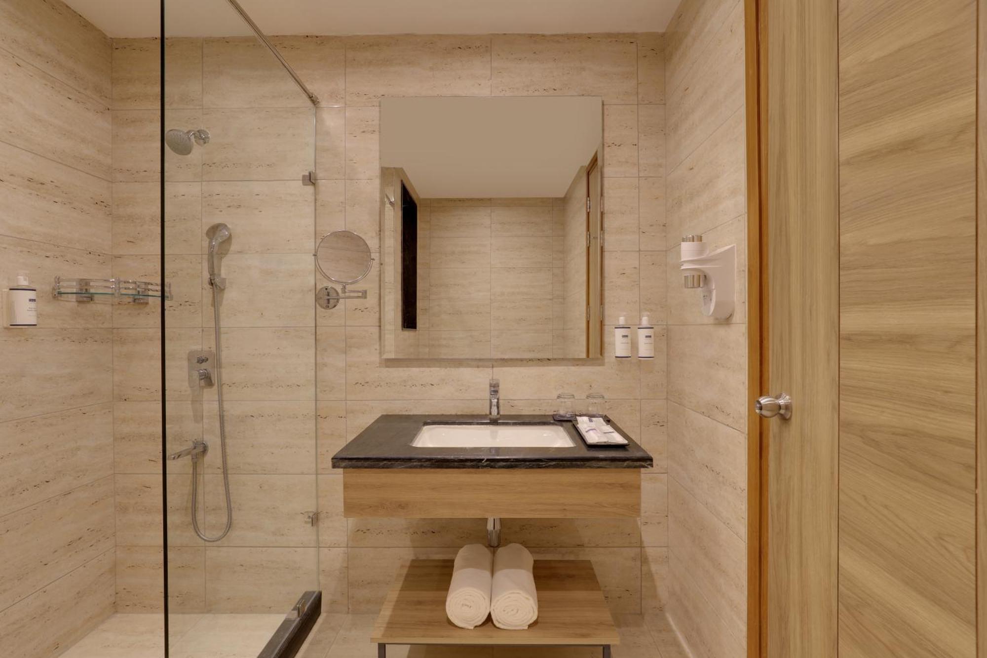 Keys Lite By Lemon Tree Hotels, Urban Square, Udaipur Esterno foto